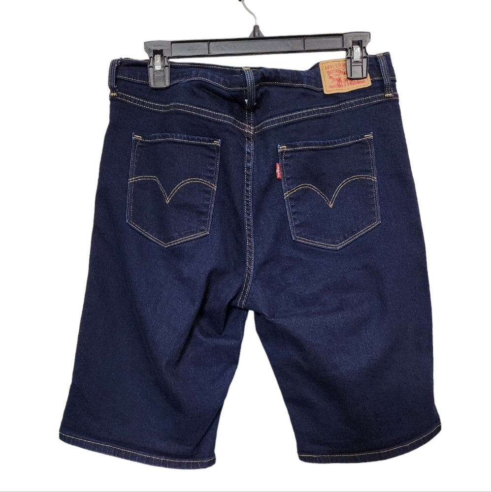 NWOT Levi's Blue Jeans Midrise Shorts - Picture 2 of 3